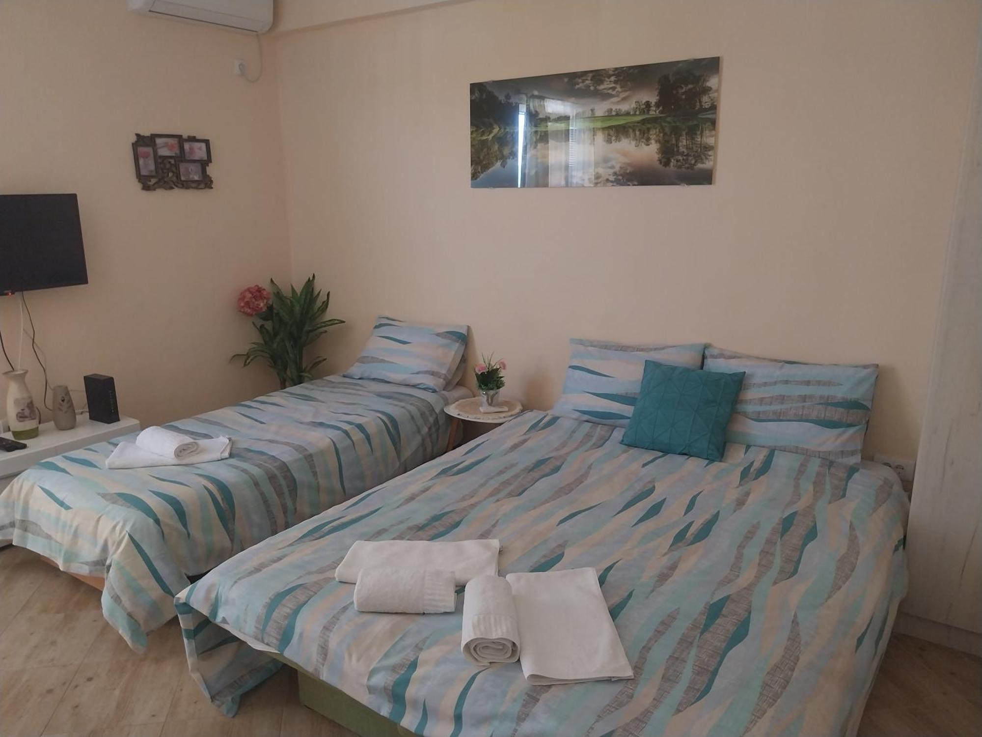 Apartments M&T 티바트 외부 사진