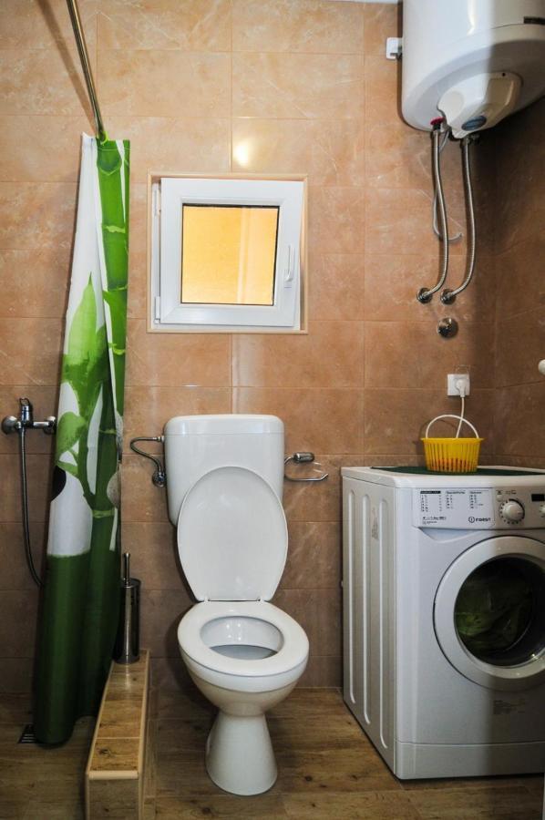 Apartments M&T 티바트 외부 사진